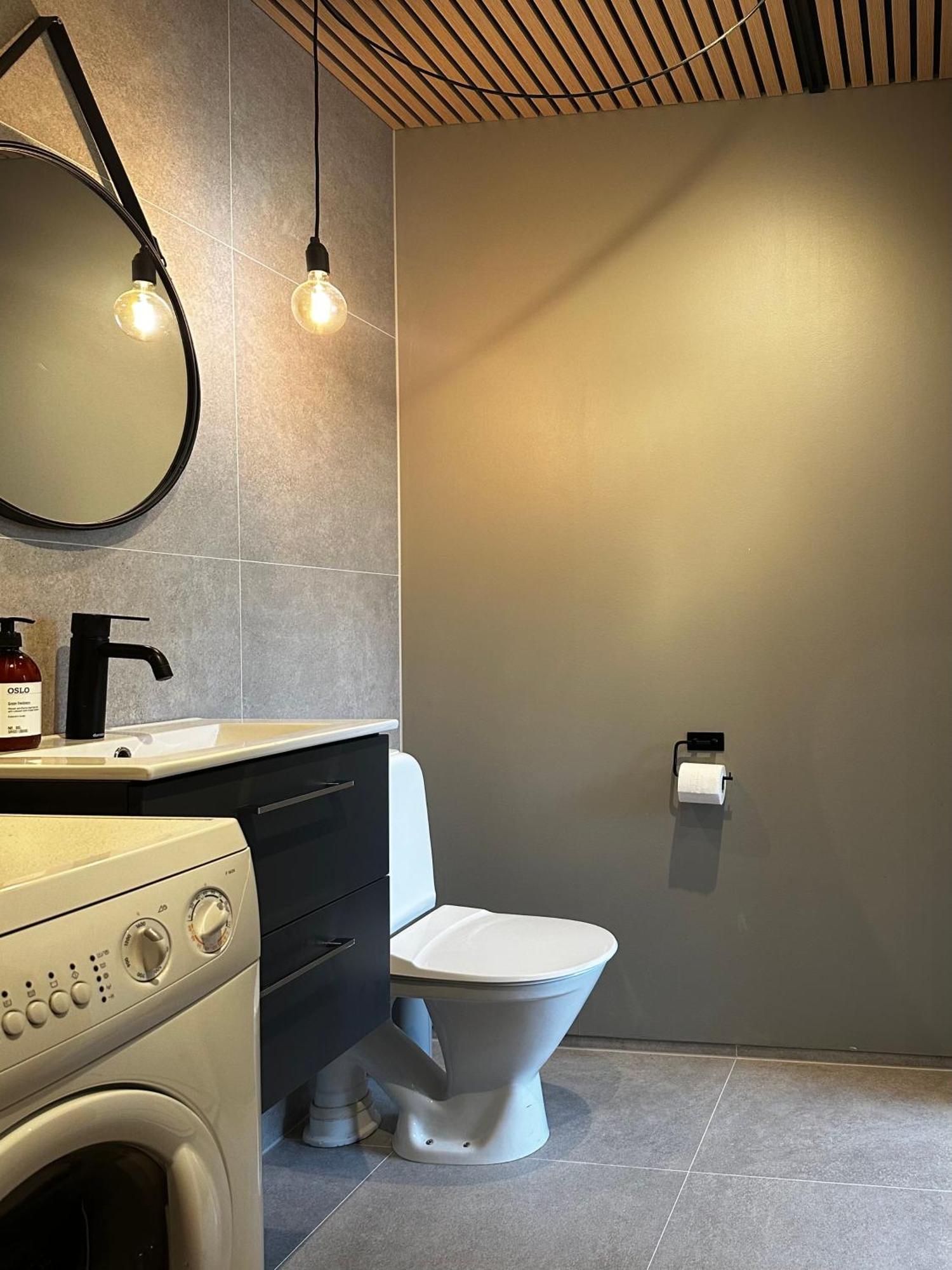 Sommaroya Beach Apartment Tromsø Buitenkant foto