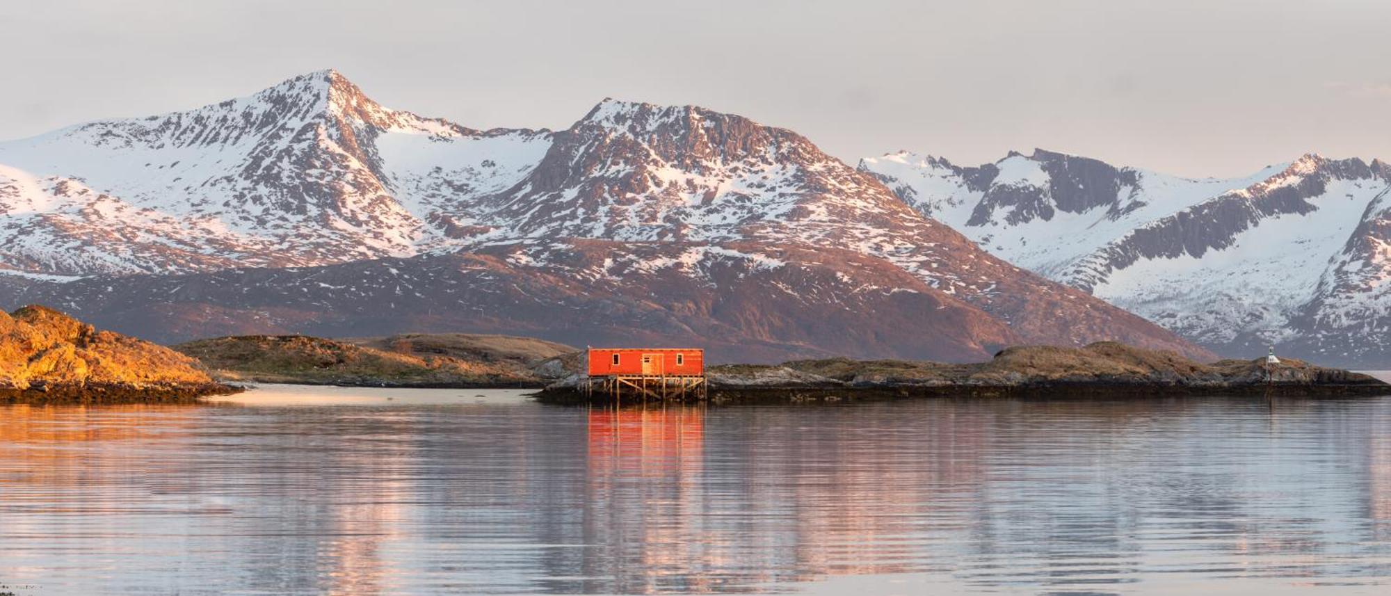 Sommaroya Beach Apartment Tromsø Buitenkant foto