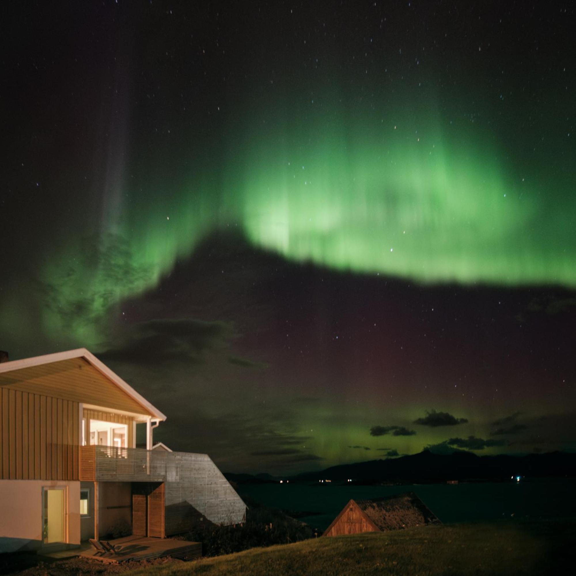 Sommaroya Beach Apartment Tromsø Buitenkant foto